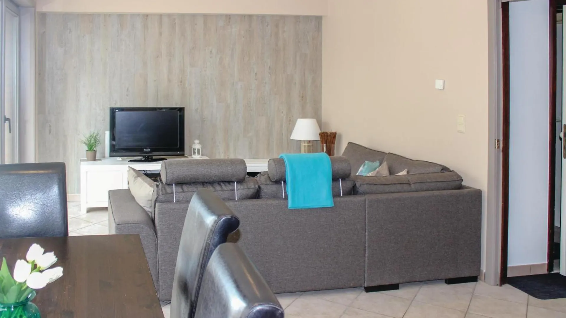 Residentie Xavier Ref, 80 Apartment Ostend 0*,  Belgium